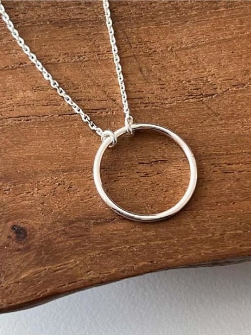 Kady Circle Pendant Necklace