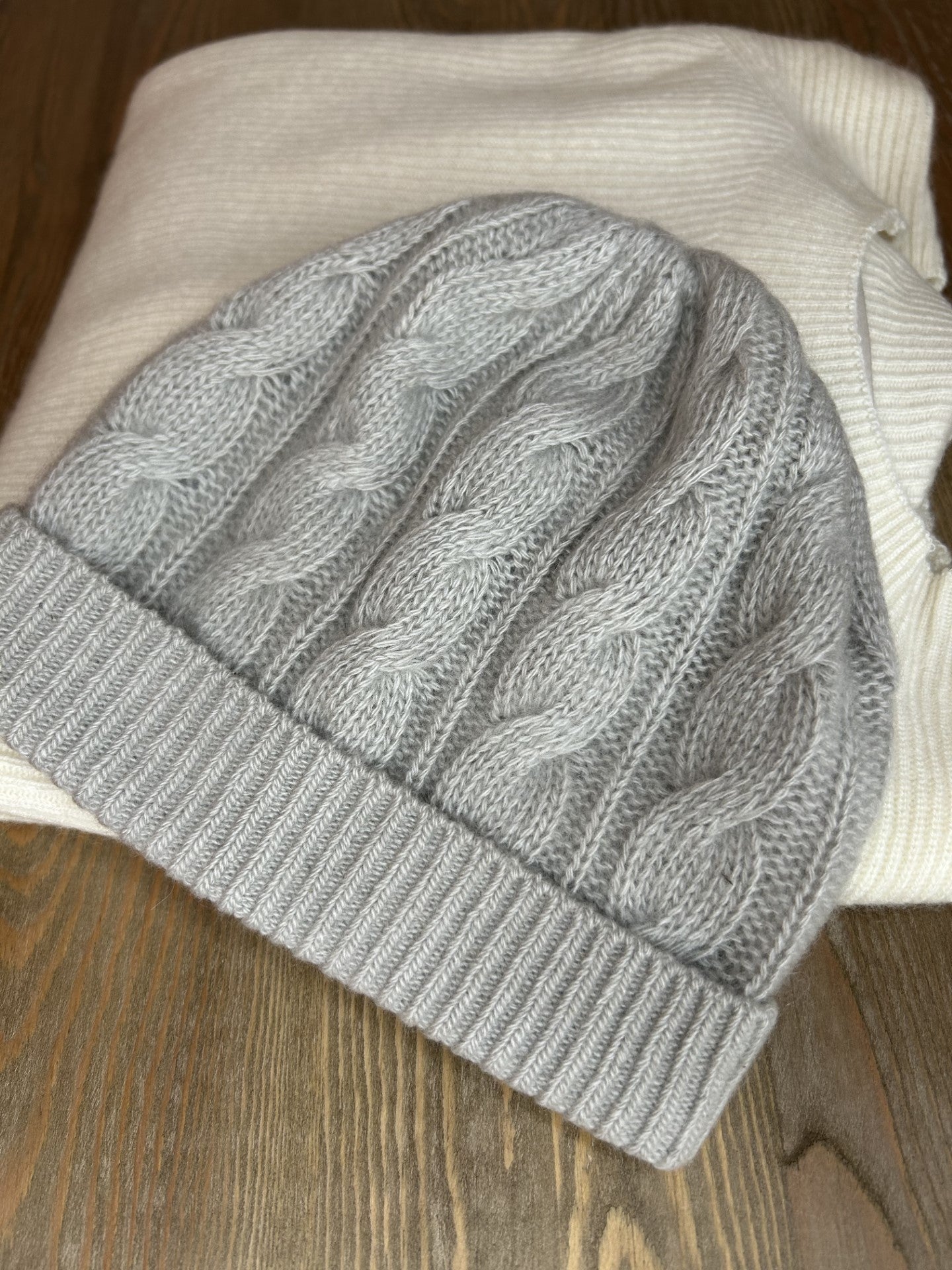 Portolano 100% Cashmere Cable Knit Beanie