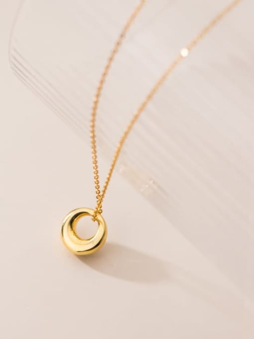 Saylor Circle Necklace - 14K Gold Plated 925 Sterling Silver