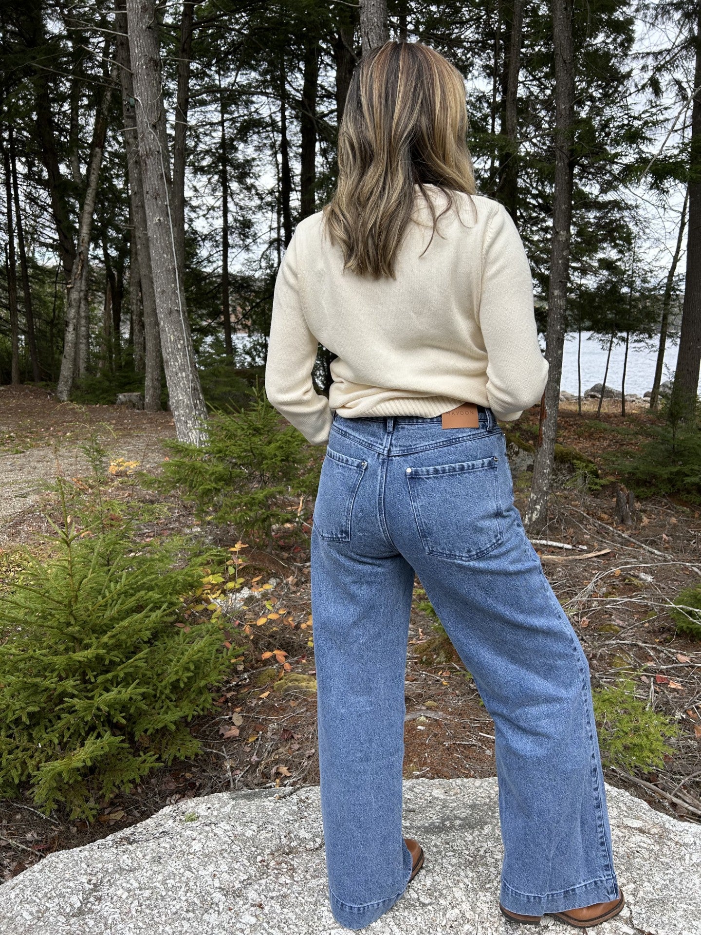 Emelia Mid-Rise Wide Leg Trouser